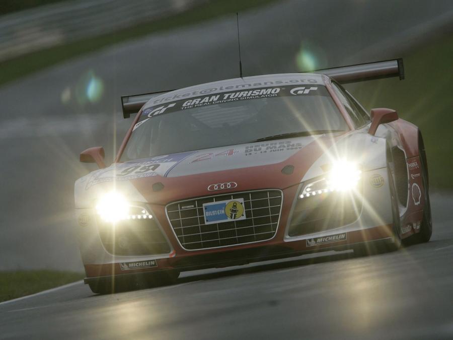  Audi R8 LMS 2009 года  (фото 16 из 37)